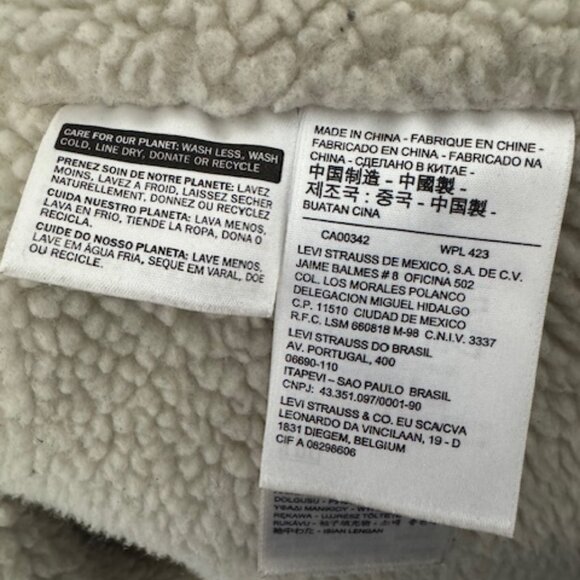 Levi's Sherpa-Lined Corduroy Trucker Jacket - Picture 3 of 4